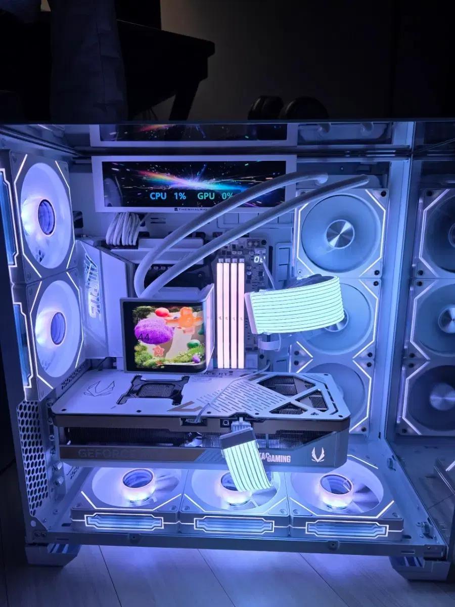 9950x3d 5090 본체팝니다
