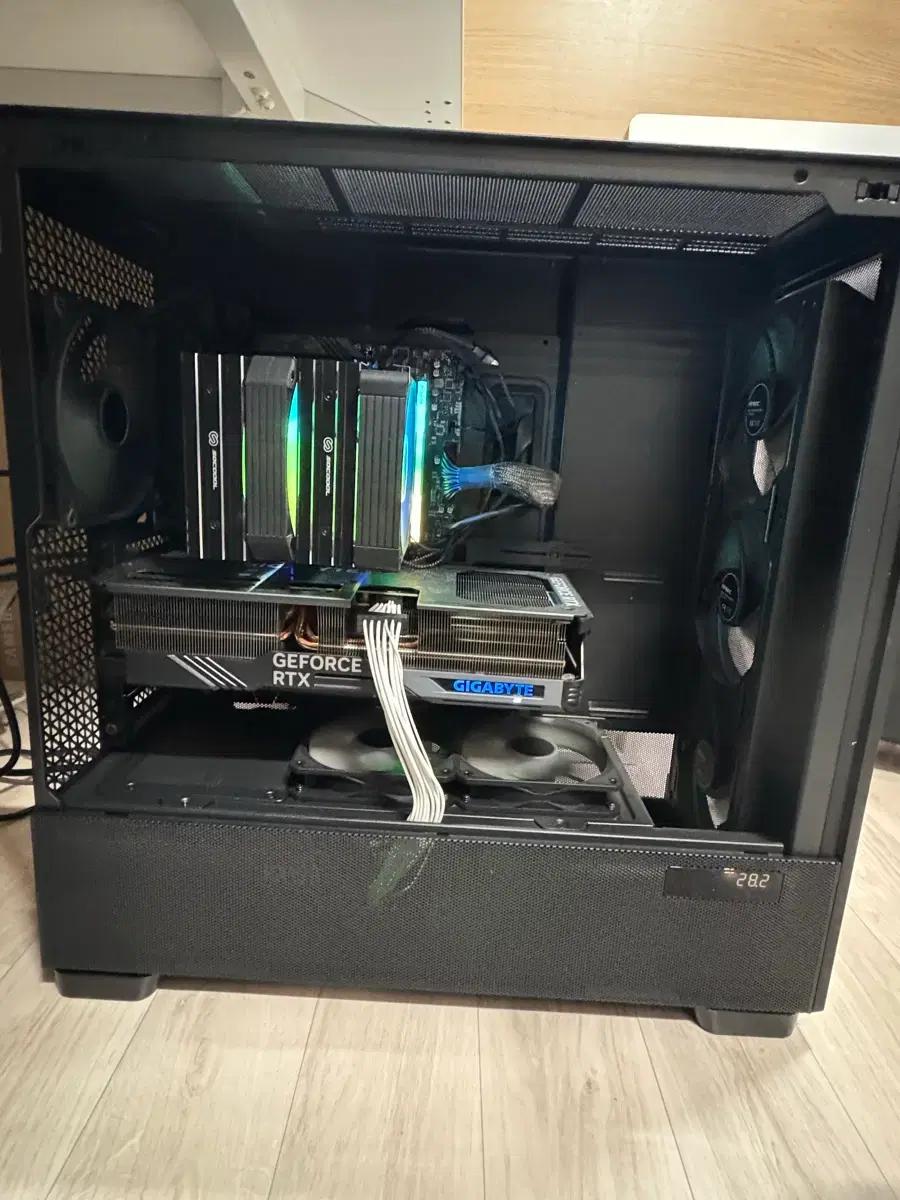 최상급상태 9800x3d. 4080super 상급옵션