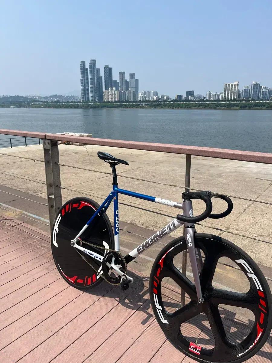 엔진11 크릿디 메탈블루 L 반차/프셋 판매