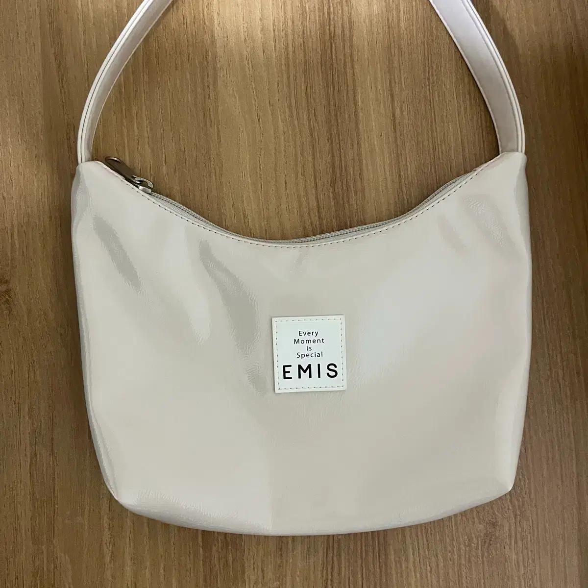 EMIS 이미스 에나멜 호보백 크림