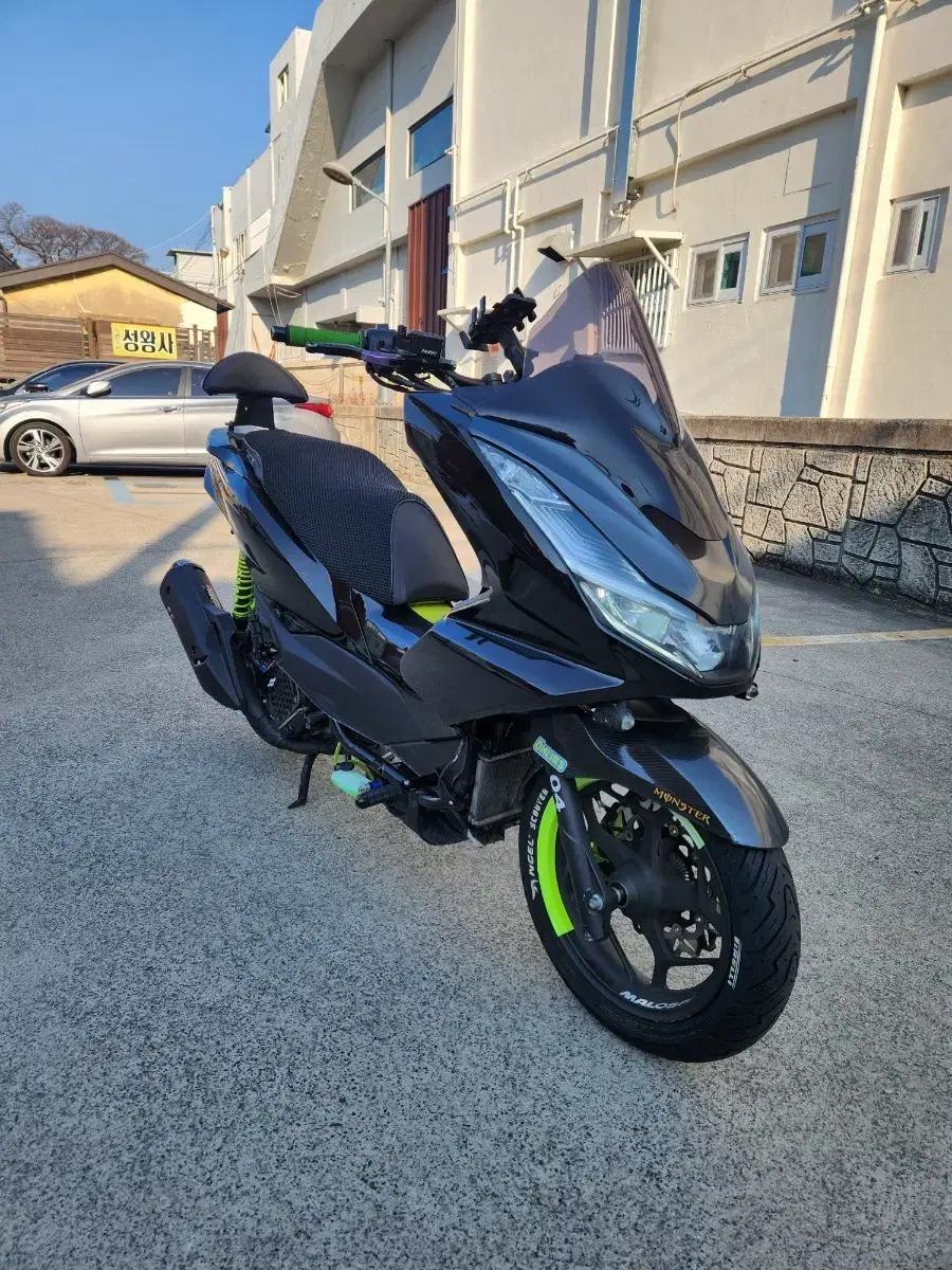 혼다 pcx125 풀튜닝 판매 합니다