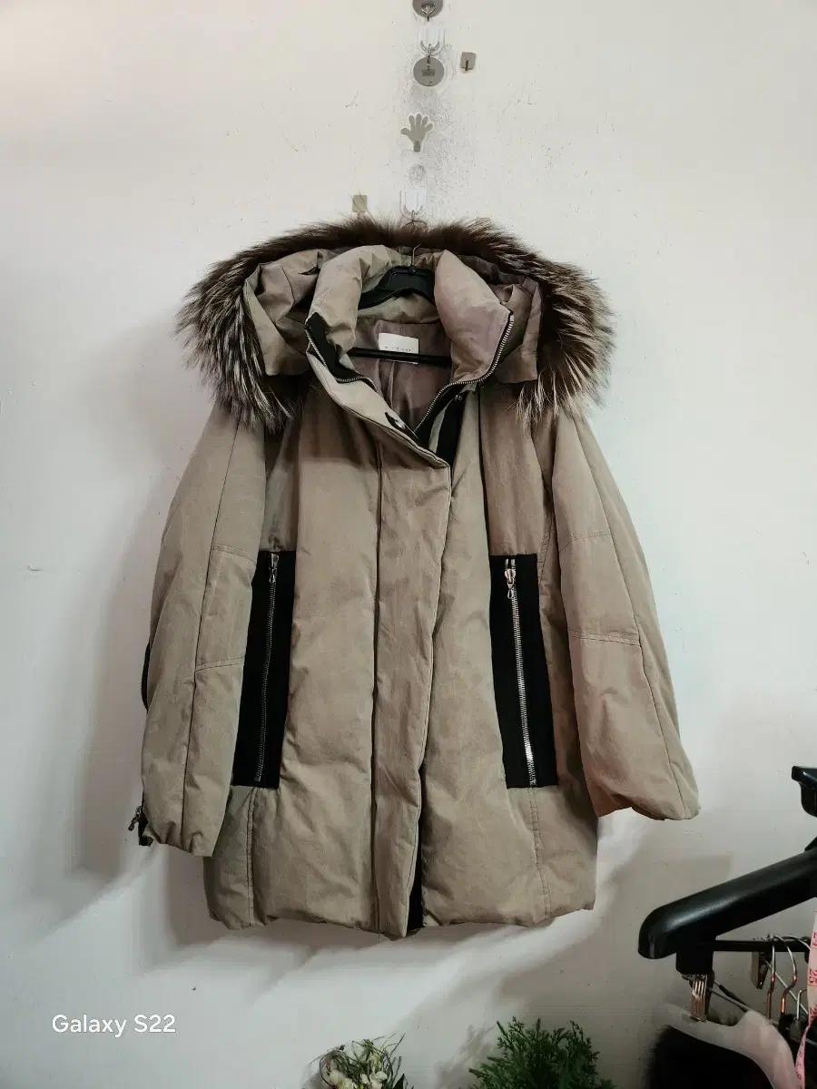 미샤후드 퍼 오리털패딩 점퍼 베이지