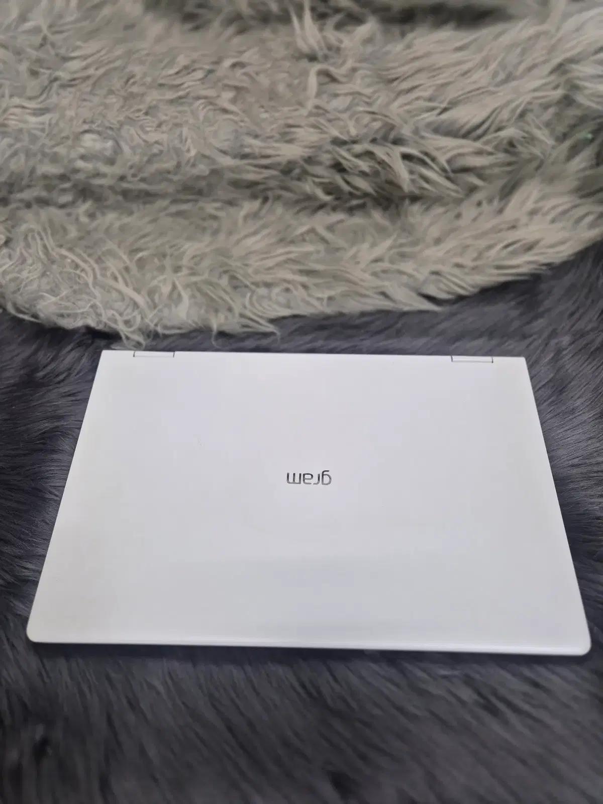 lg 그램 14TD990 노트북 판매합니다