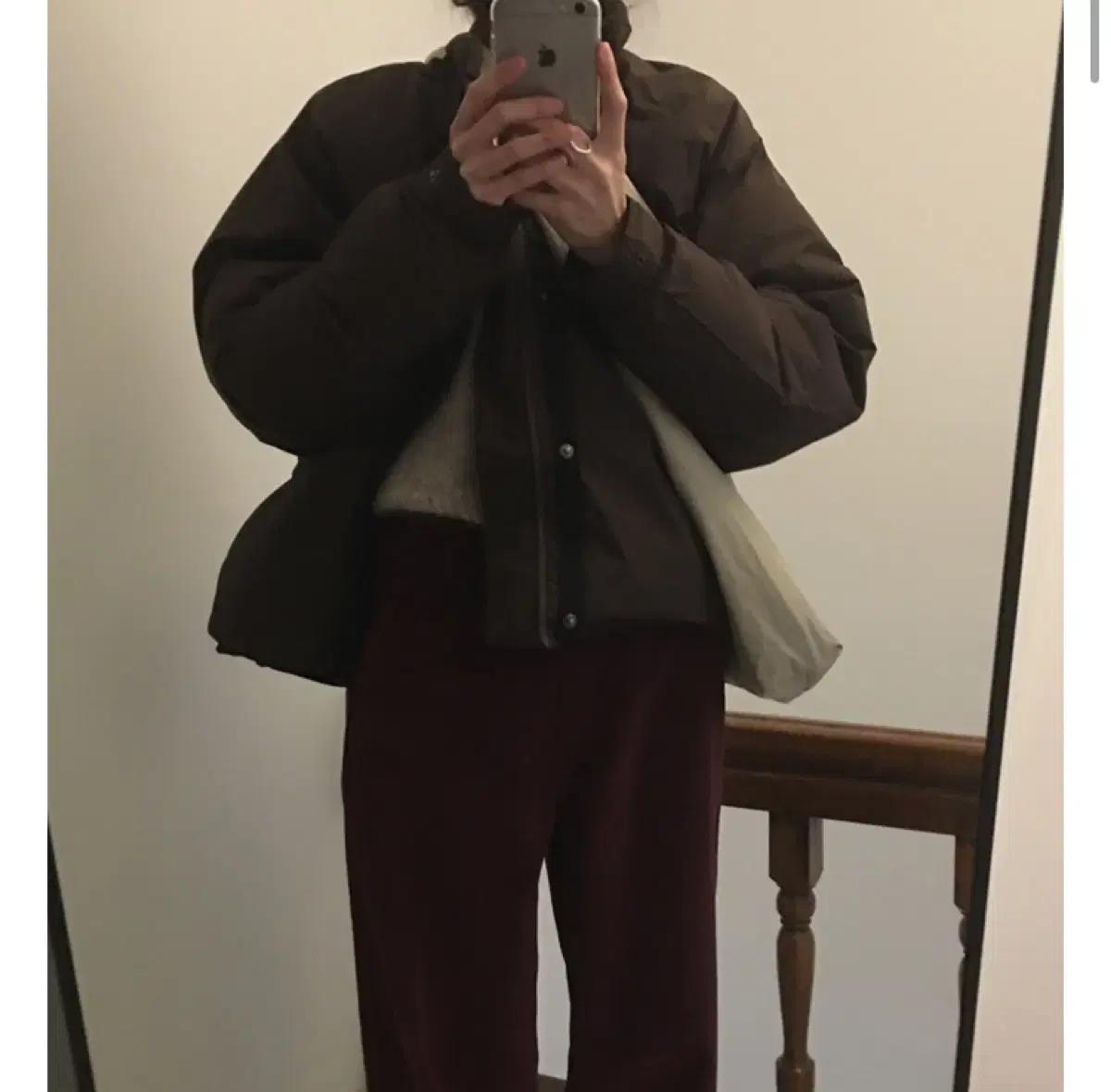 메이비베이비 Tubular Jumper (다크브라운) 블렘토 테잎 덕다운