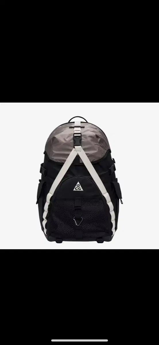 나이키acg데이맥스 25L