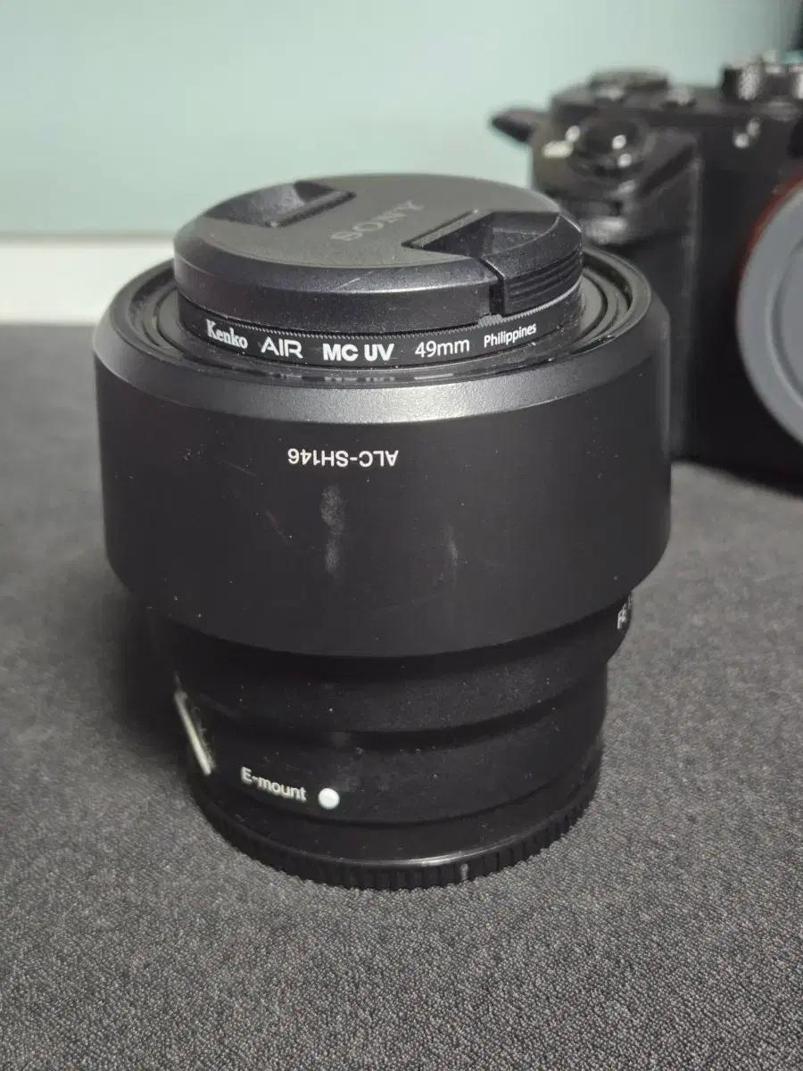 소니 E 마운트 렌즈 fe 50mm f1.8렌즈 팝니다