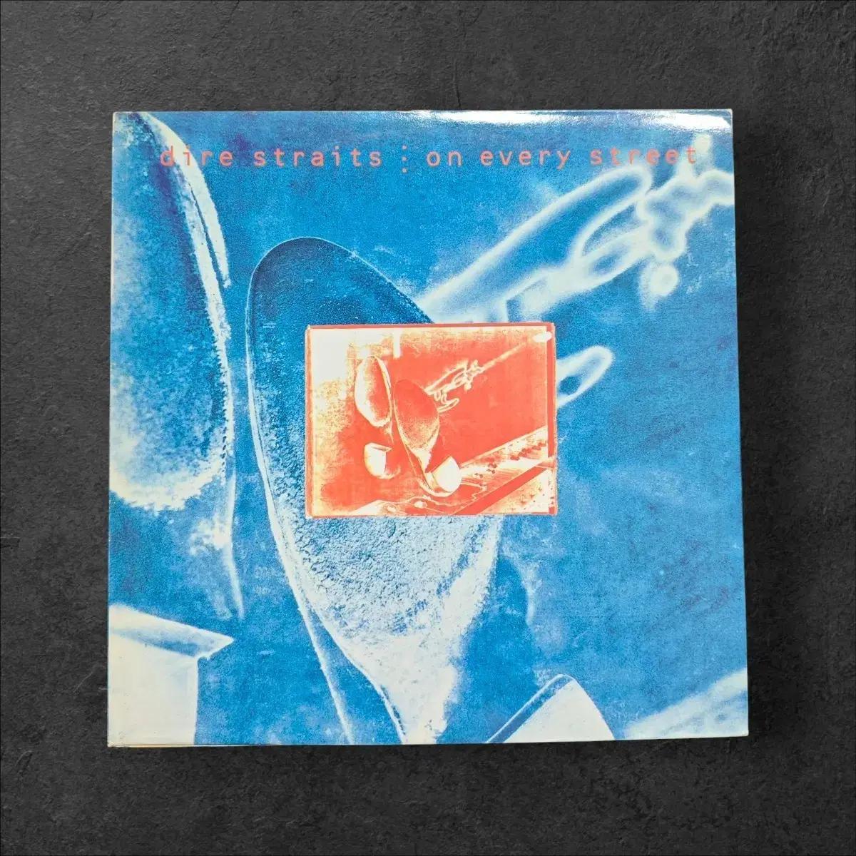 Dire Straits 다이어스트레이츠 On Every Street LP