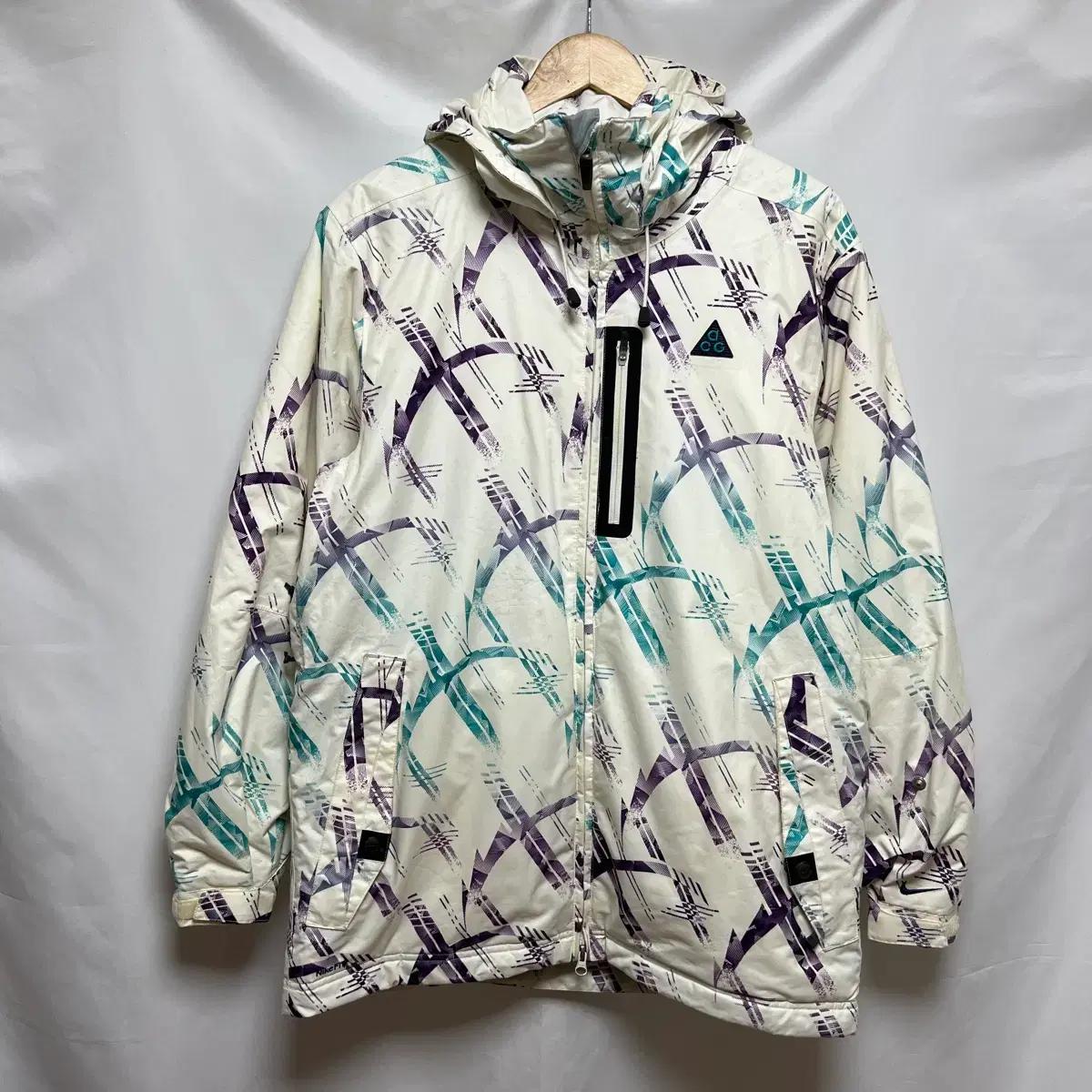 [정품/L] 나이키 ACG 스키복 보드복 화이트 패딩 점퍼/자켓
