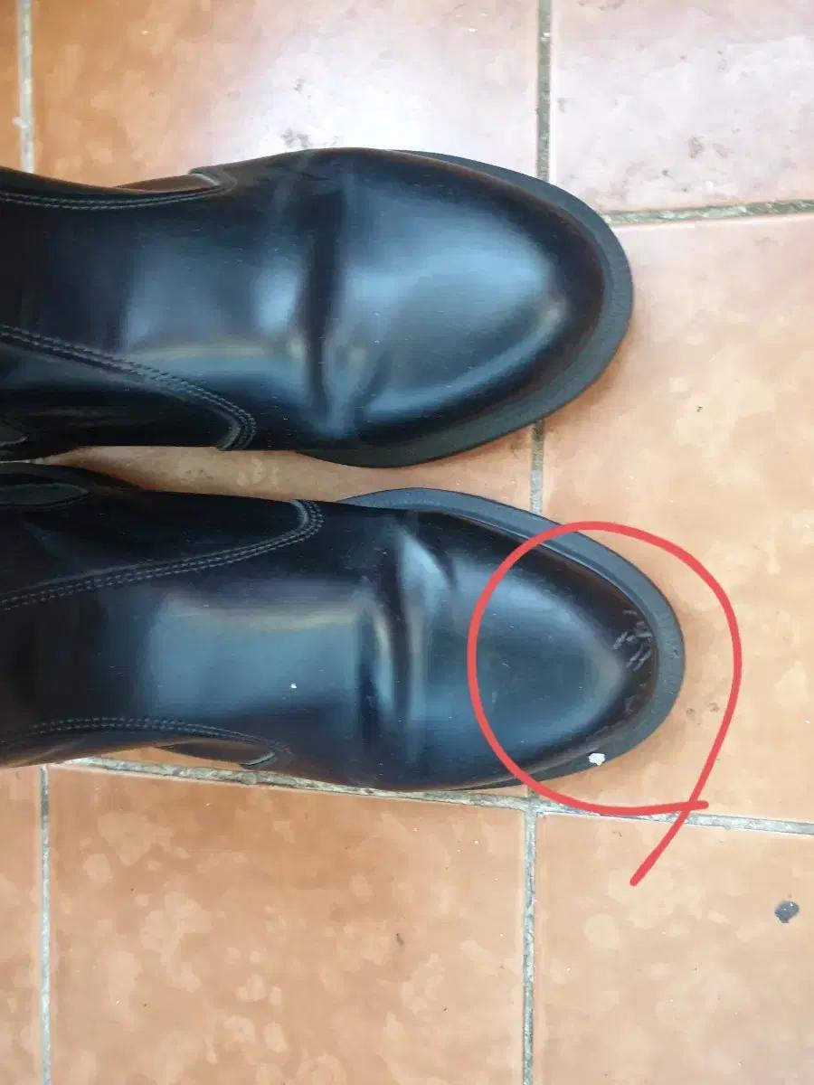 닥터마틴 첼시부츠 41사이즈 255추천