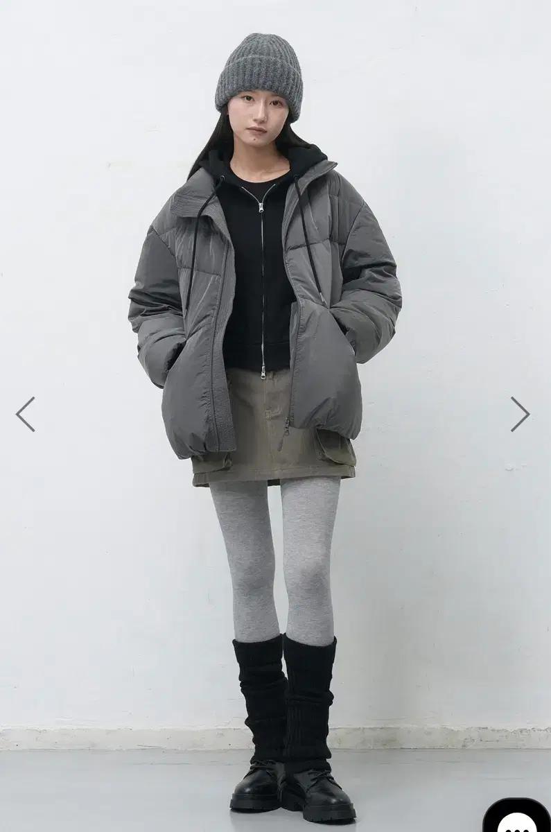 제너럴아이디어 유니섹스 에어믹스 미니멀 숏 푸퍼 챠콜 M