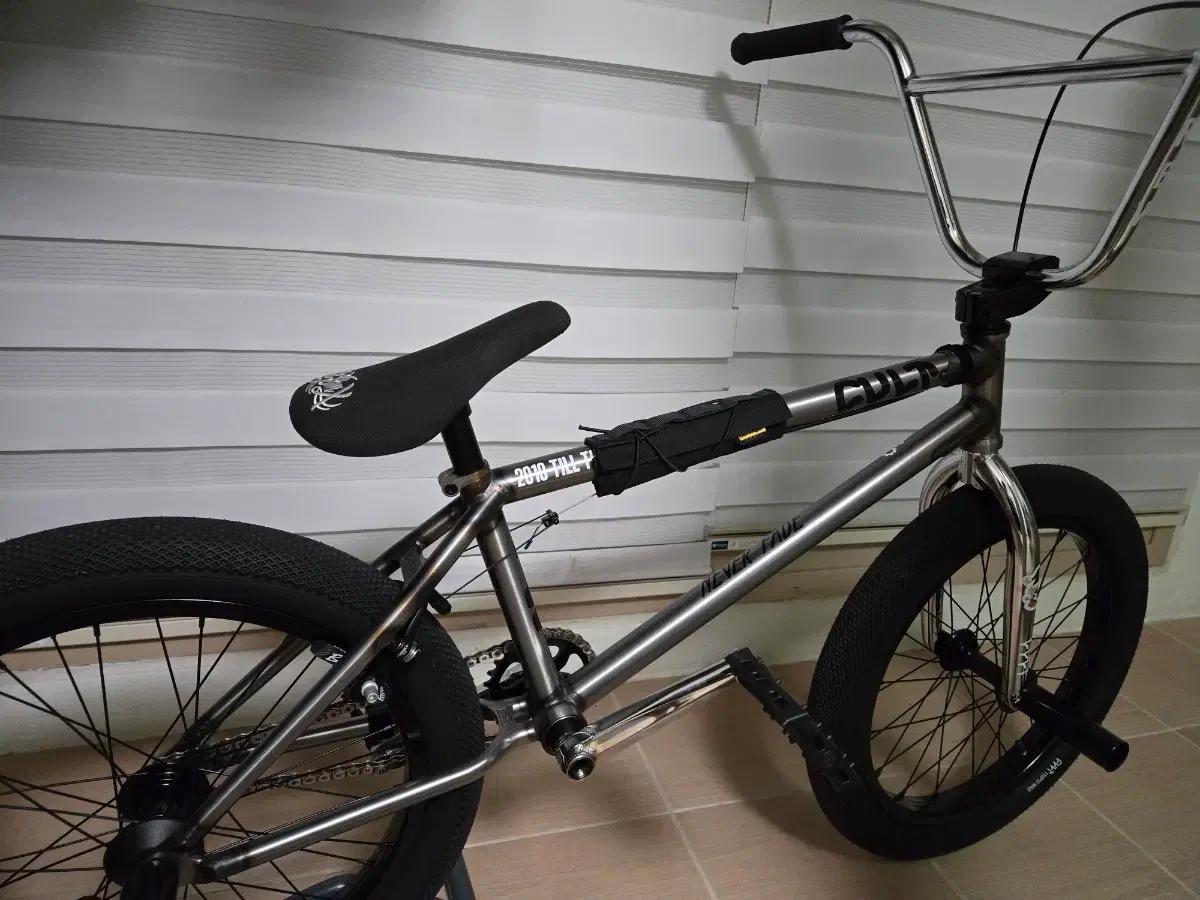 cult 상급 커스텀 bmx