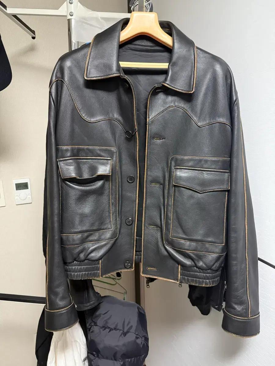 stu 커브드 레더 M사이즈 팝니다