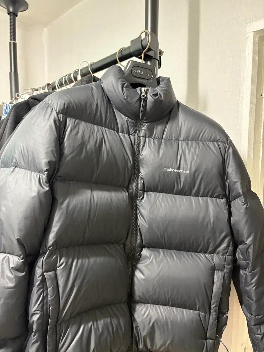디스이즈네버댓 GORE-TEX T 다운 자켓 블랙