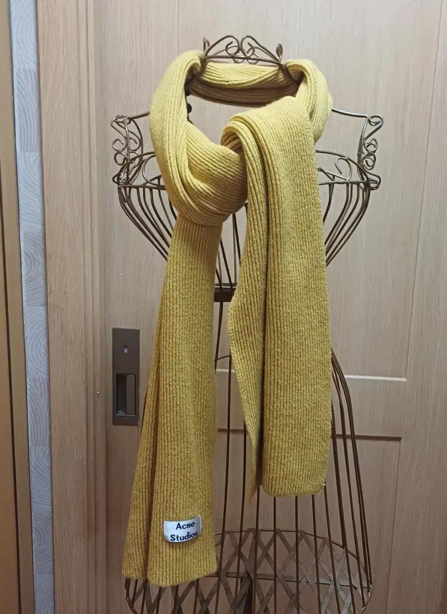 아크네 스튜디오 리브 니트 머플러 Acne Studios