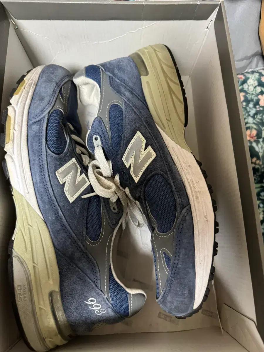 뉴발란스 993 인디고네이비 275