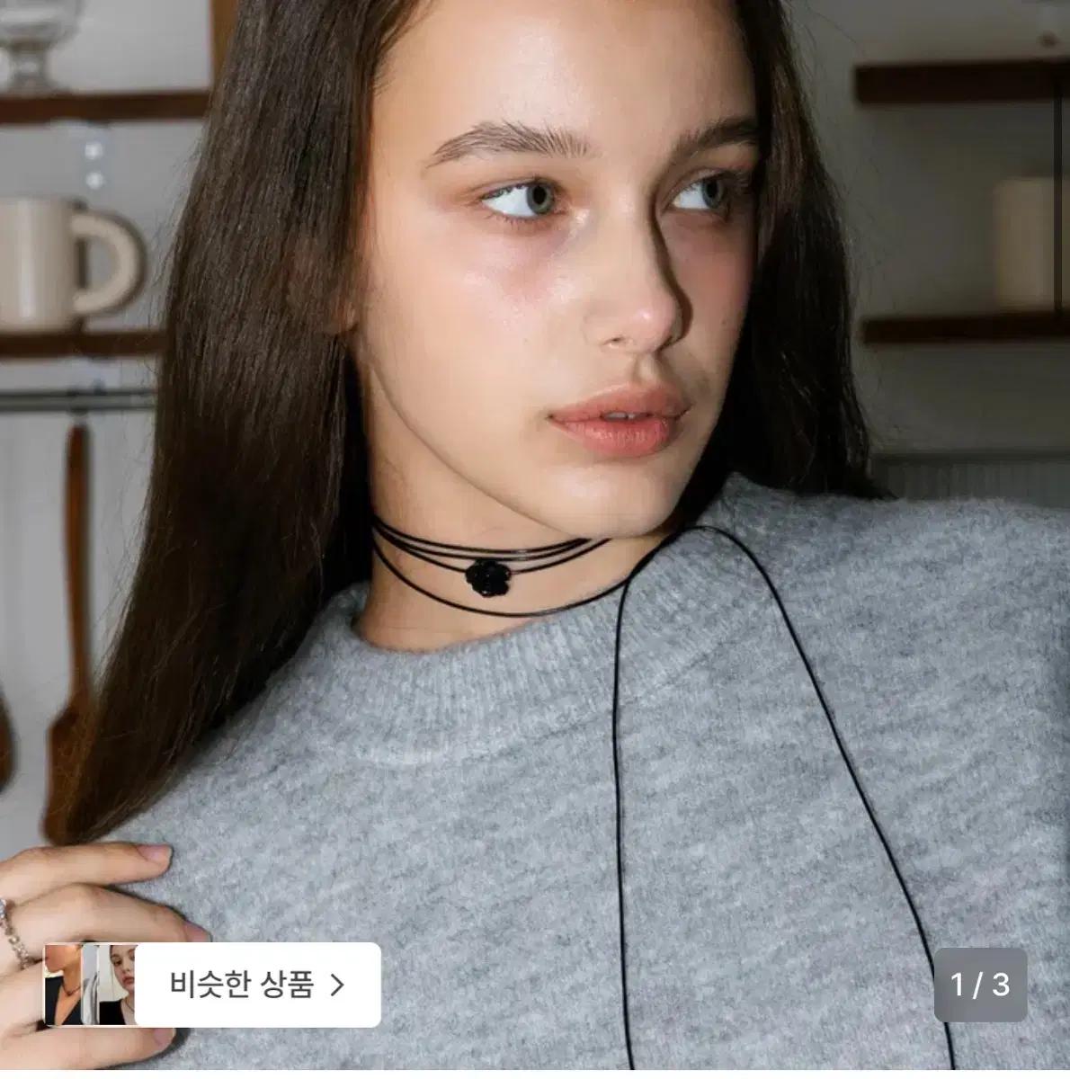 블랙 로즈 레더 스트링 초커 목걸이 펄리모어