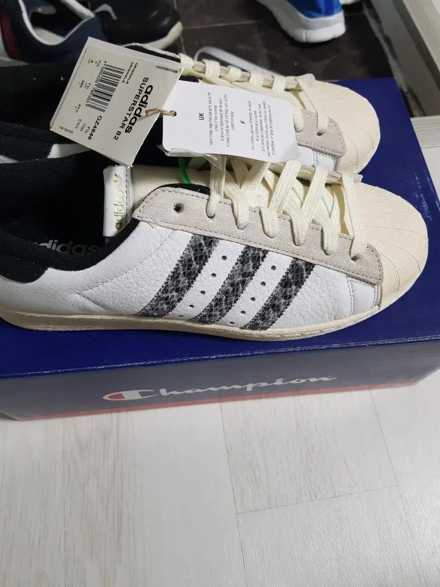 아디다스 슈퍼스타 82 gz4846 260 스니커즈 신발(새상품)