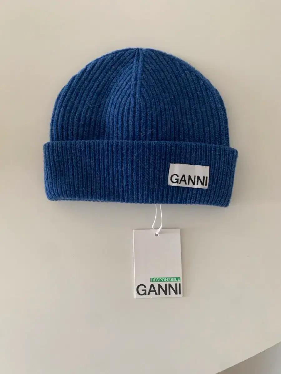 가니 비니 Ganni Nautical Blue 팝니다