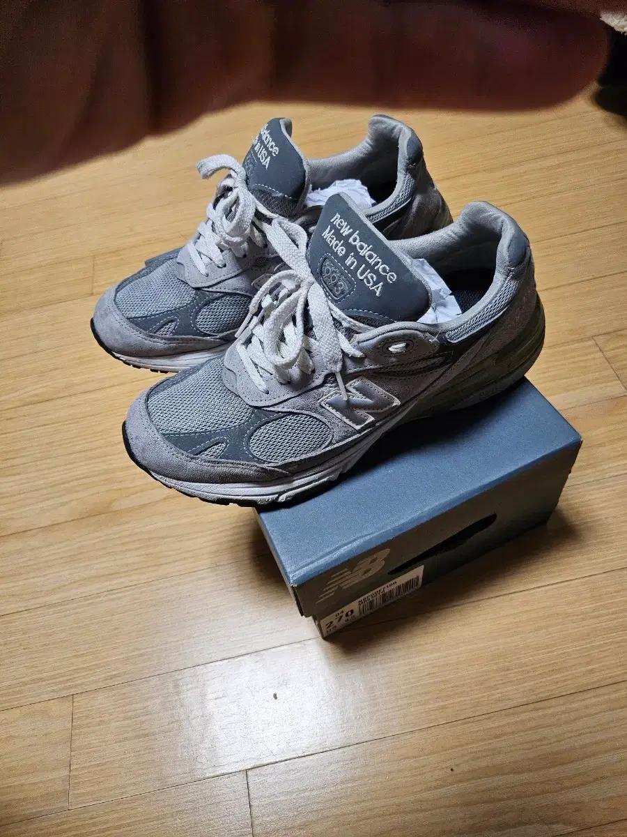 뉴발란스 993 270