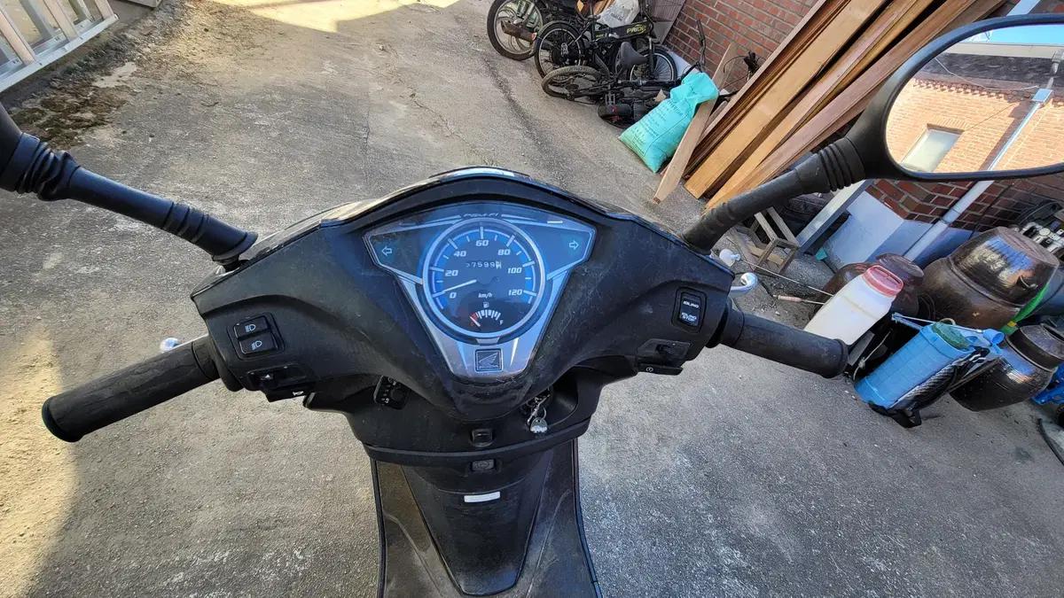 SCR110 / 2020년식 / 27000km주행
