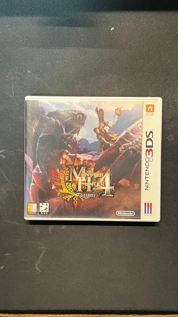 닌텐도 3DS 몬스터헌터 4 한글판