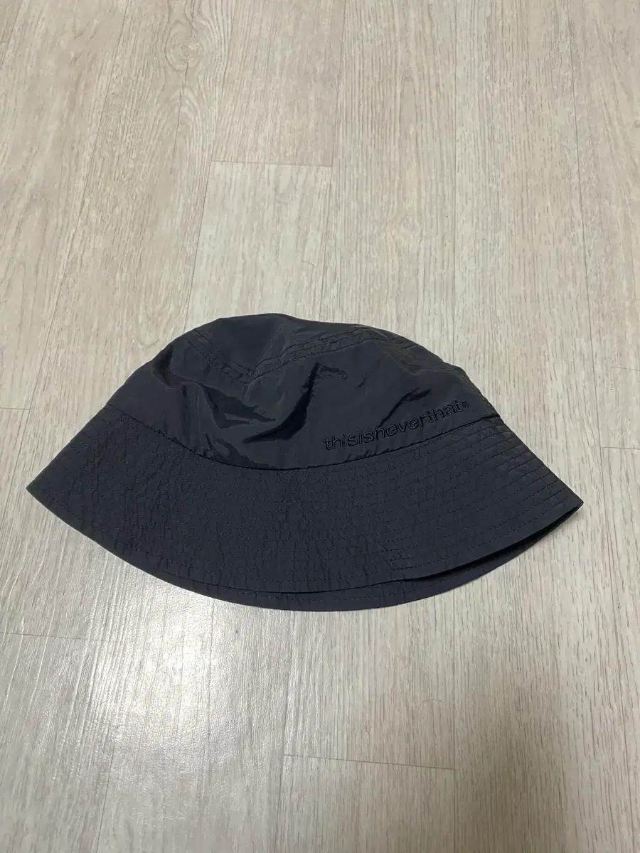 디스이즈네버댓 thisisneverthat 나일론 버킷햇