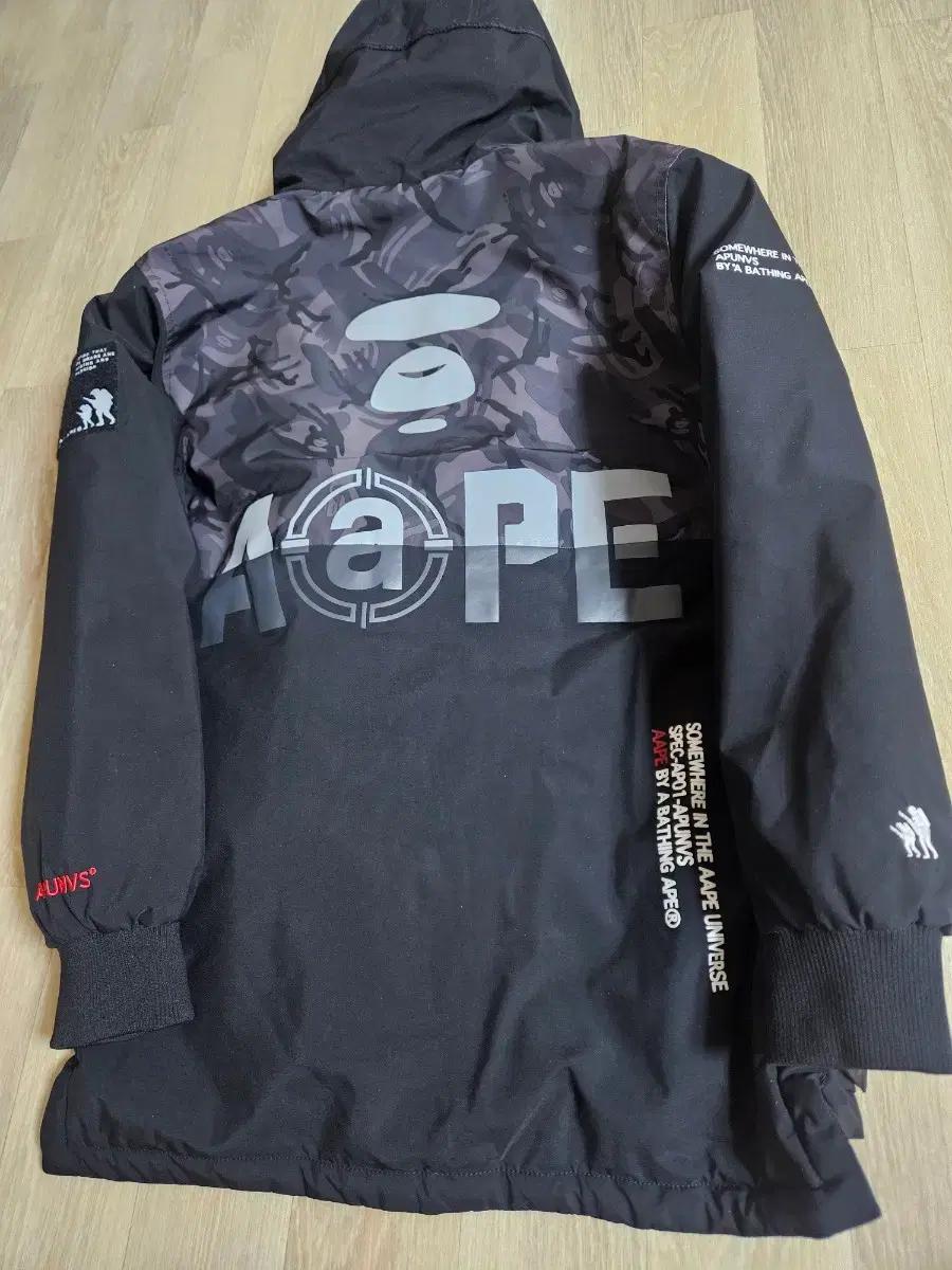 Aape 블랙 점퍼자켓