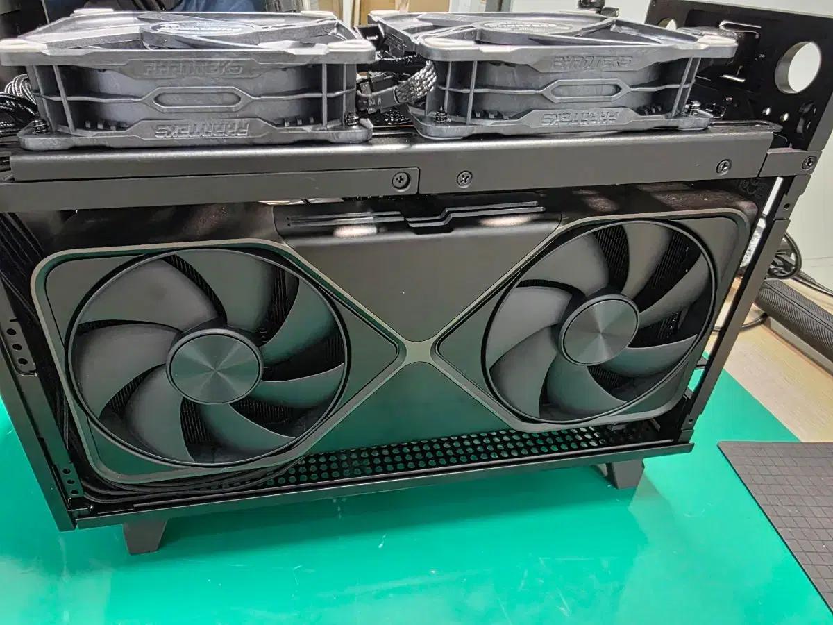 RTX 5090 SFF본체 팝니다