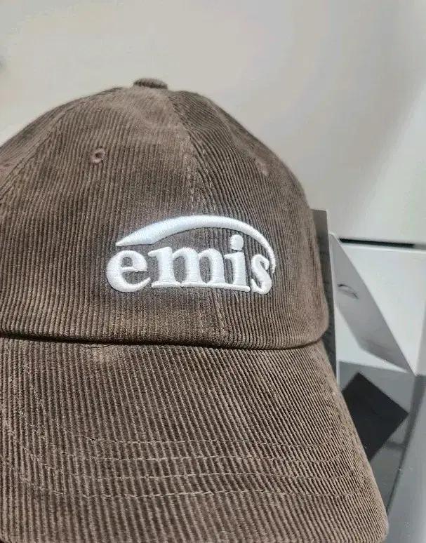 emis 에미스 코듀로이 볼캡 브라운