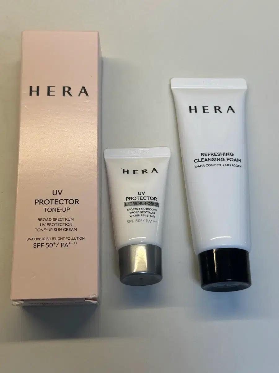 [새상품] 헤라 UV프로텍터 톤업 선크림 50ml+15ml+클렌징폼
