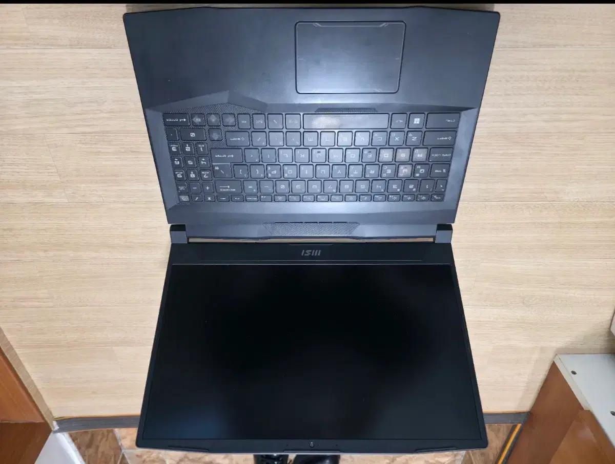 QHD 240Hz + RTX 4070 QHD 게이밍 노트북