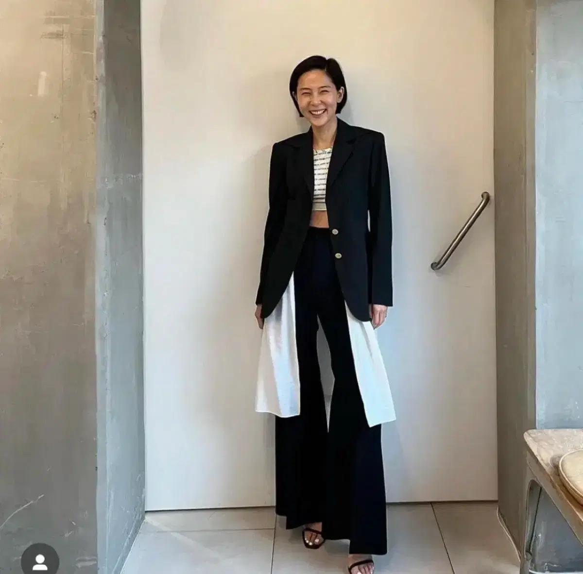 EENK 잉크 레터링 금장 자켓s