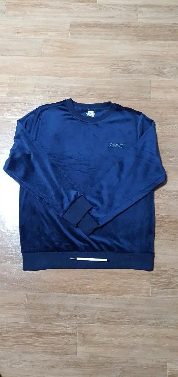 남.100)  리복 남성 맨투맨 ReeBok / 벨뱃 재질 헬스 웨이트
