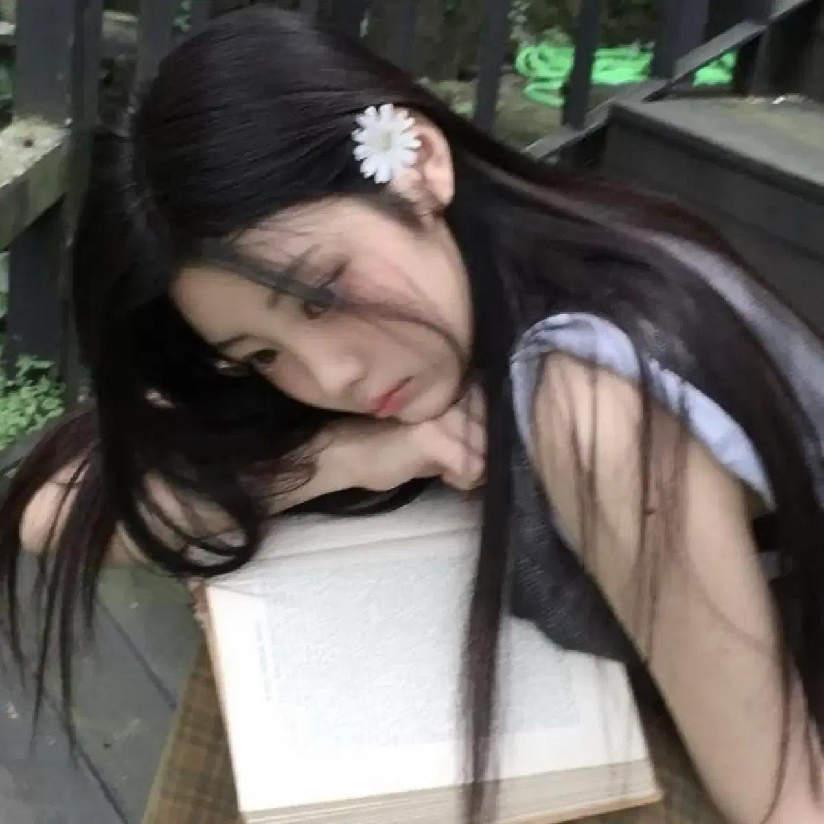아일릿 원희 포카 양도받아요