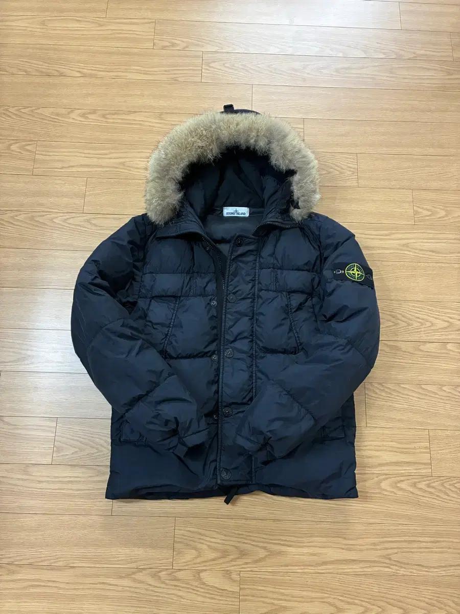 스톤아일랜드 퍼 크링클랩스 패딩 m
