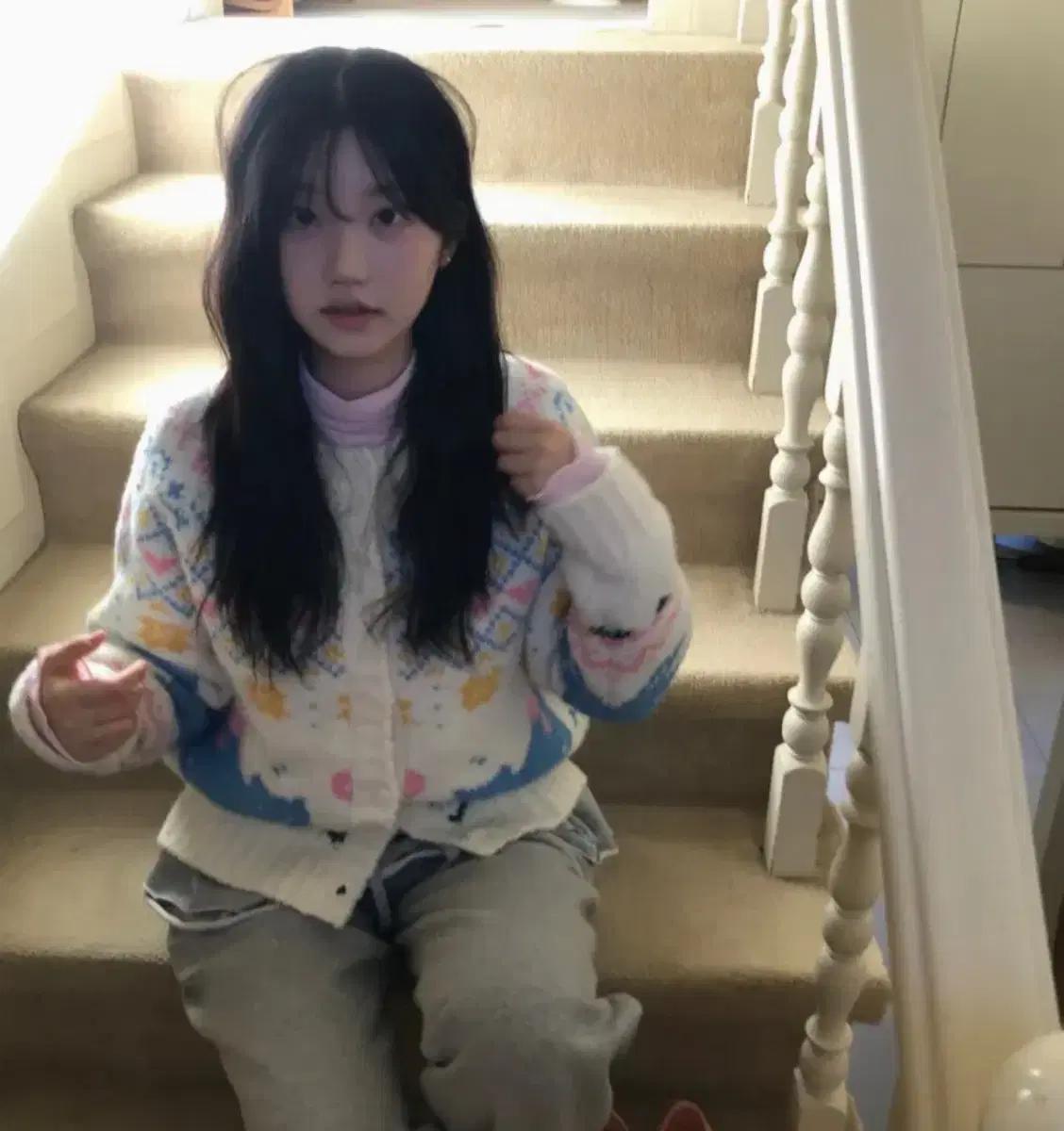 론론 코위찬 가디건 리본캣 니트