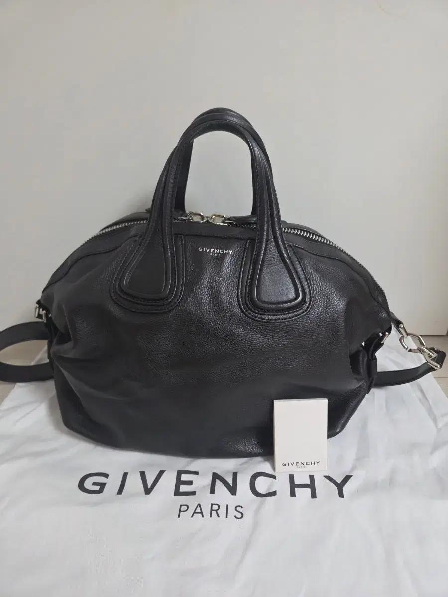 GIVENCHY 지방시 나이팅게일 M 사이즈 토트백 + 숄더스트랩