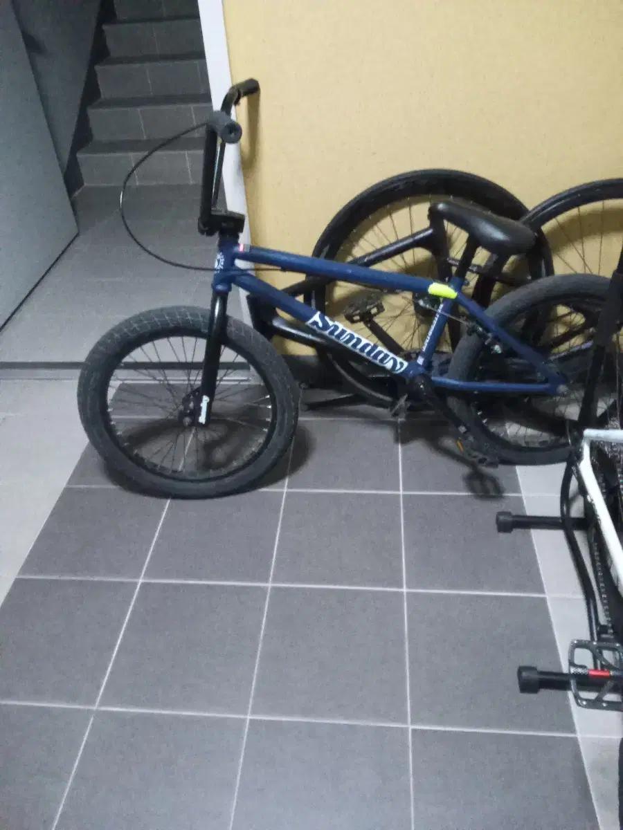 썬데이 bmx