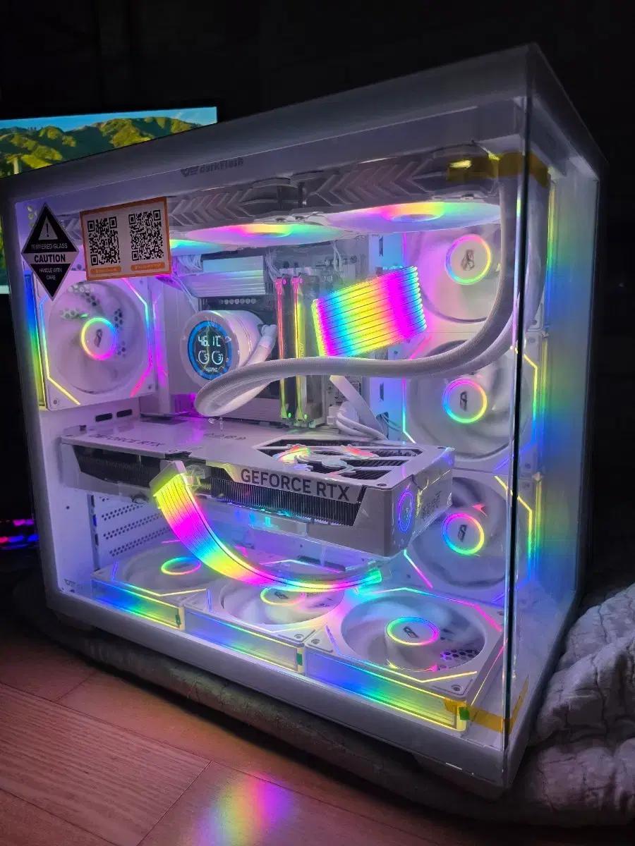화이트 수냉 PC RTX 게이밍 본체 울트라7 265k + 5070ti