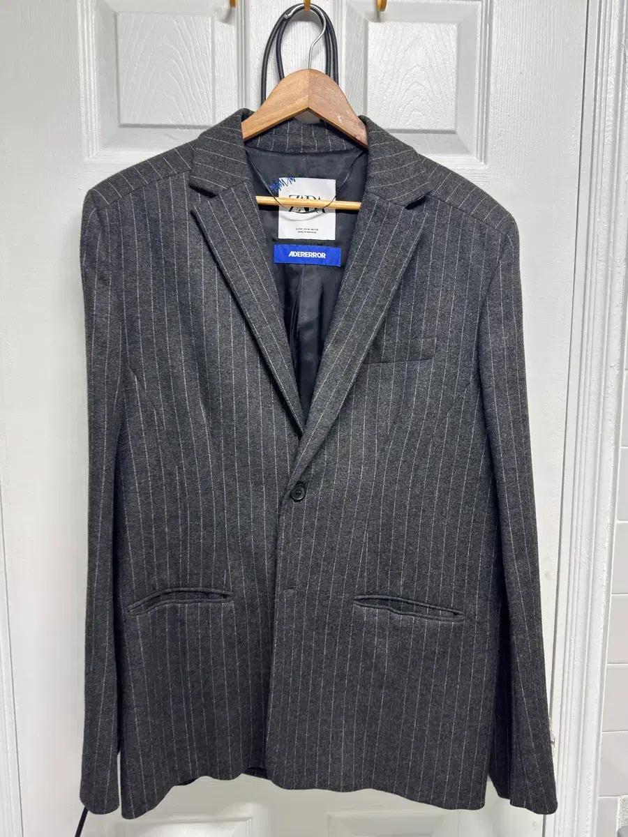크림기준 55만원)ZARA x ADERERROR 스트라이프 블레이저 M