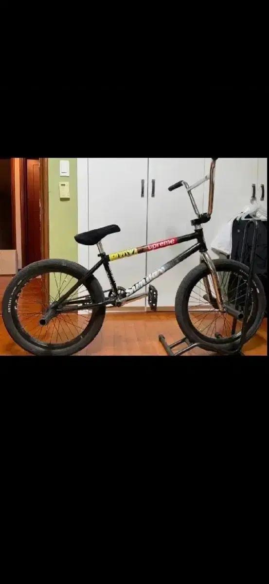 Sunday 나이트쉬프트 우주 에디션 bmx