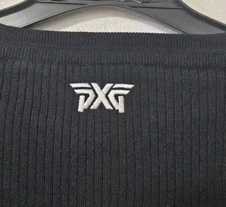 PXG정품 블랙 골지 니트 티셔츠 110