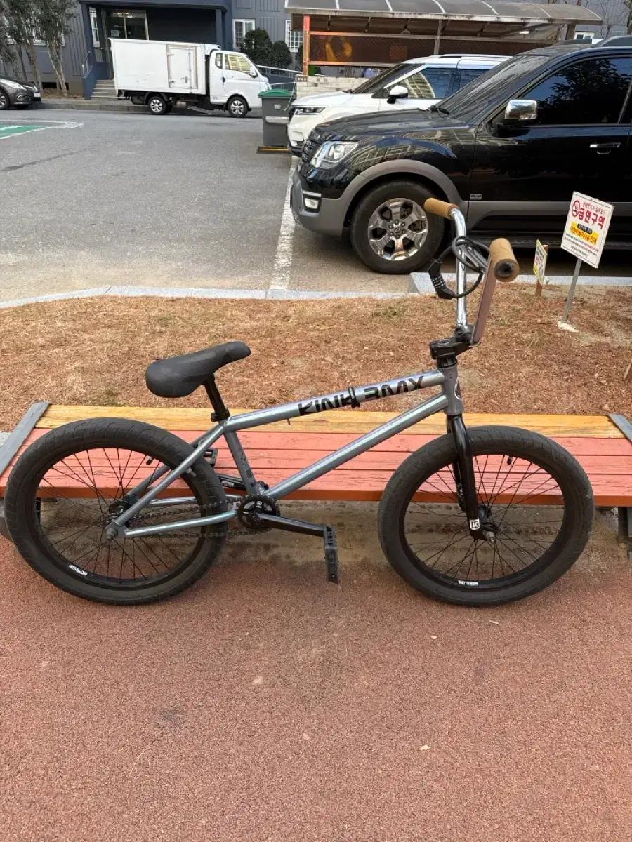 Kink Launch BMX 자전거