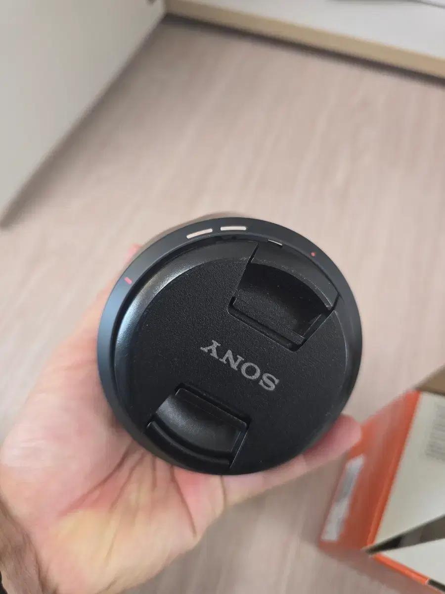 소니 E PZ 18-105mm F4 G OSS 렌즈 판매합니다