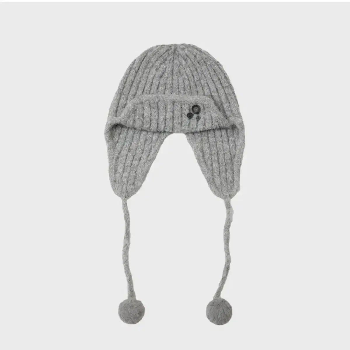 에이이에이이 BUTTON KNIT TROOPER BEANIE [GREY]