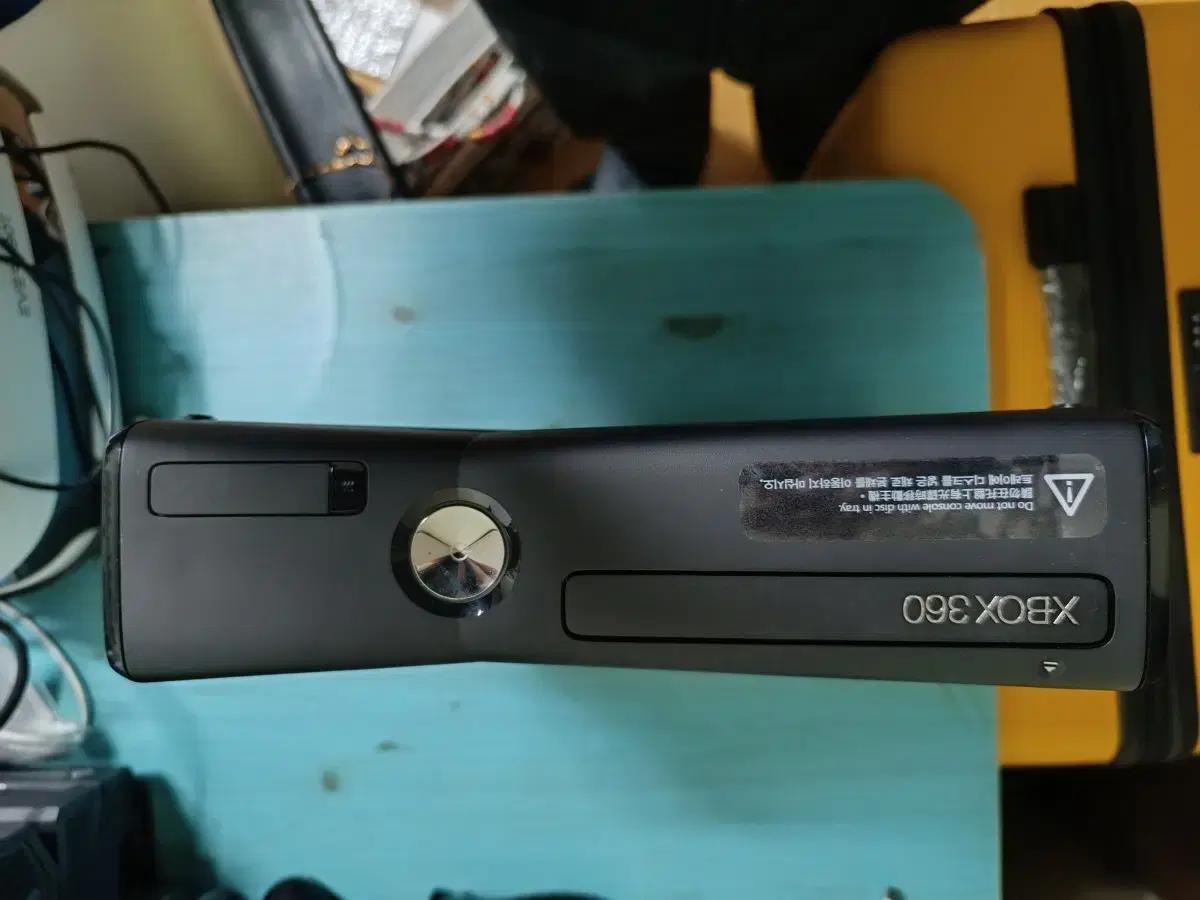 XBOX 360 블랙 본체 + 키넥트