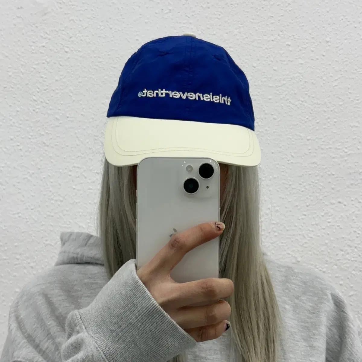 디스이즈네버댓 블루배색 스냅백