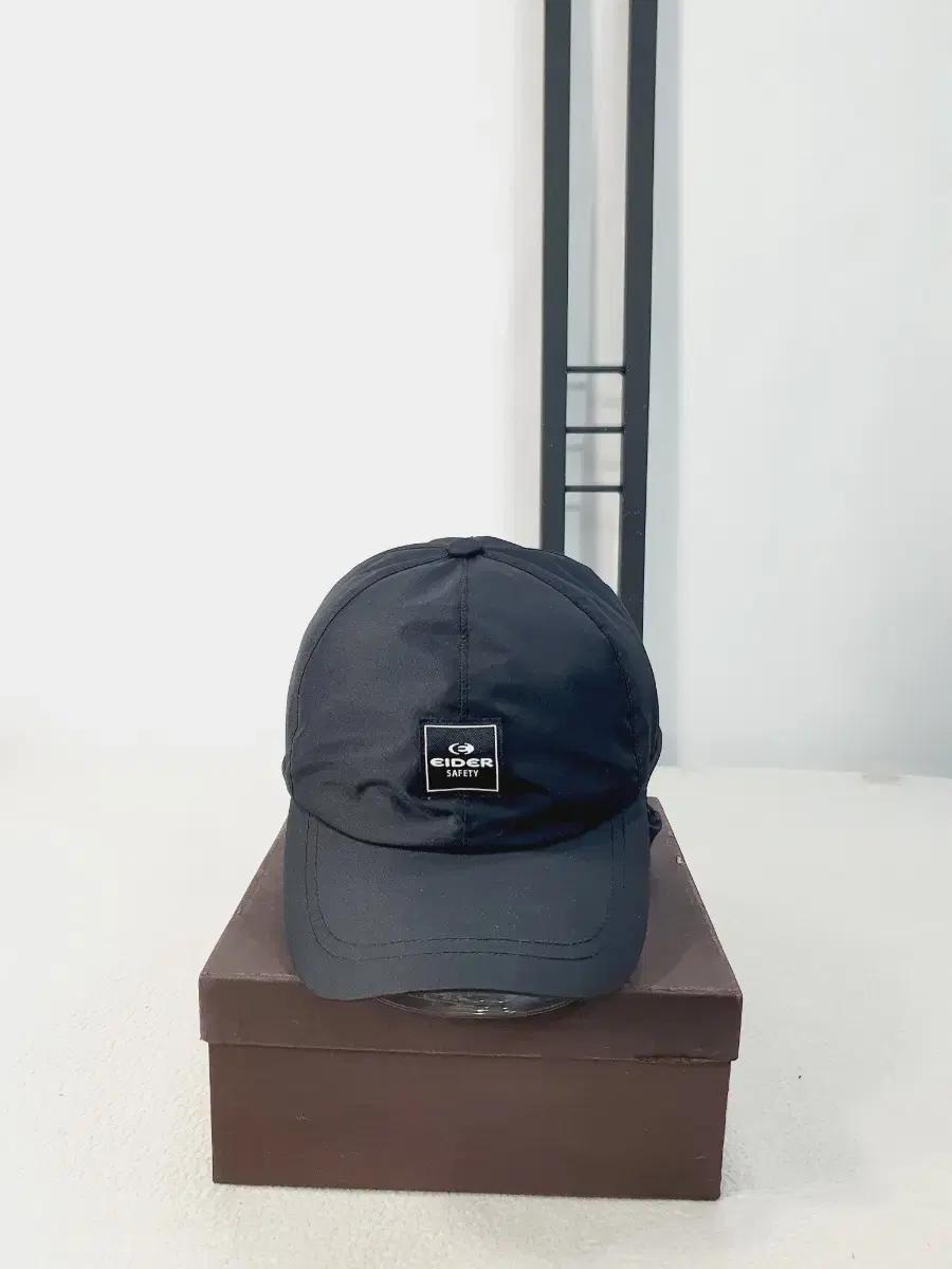 아이더 세이프티 모자  귀달이 방한모 블랙