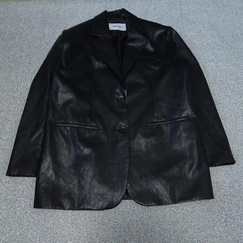 [ONE SIZE] 쓰리투에이티 블레이저 가죽 자켓