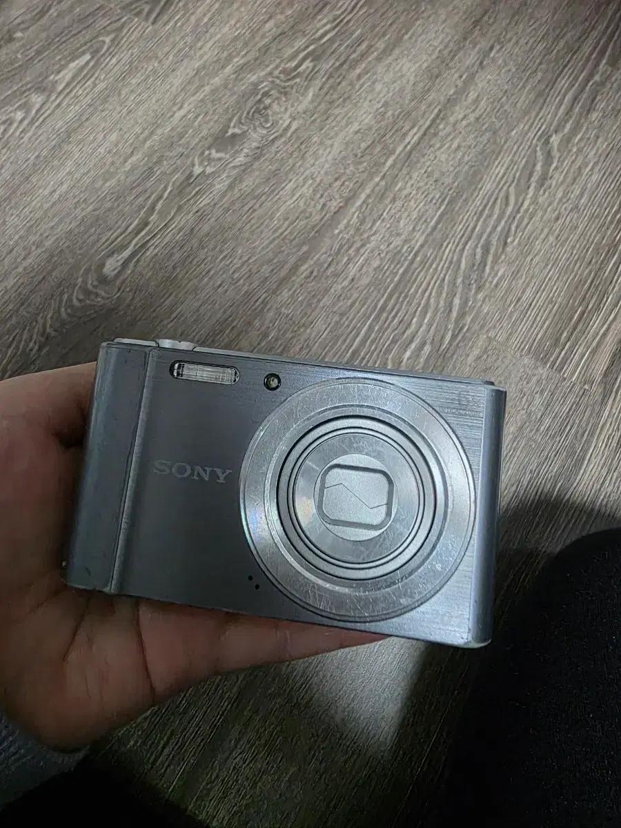 소니 디지털카메라 DSC-W810 ( 아이브 레이 디카 기종 )